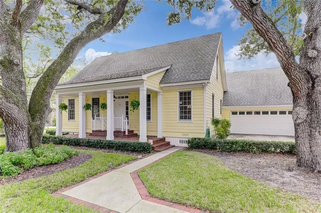 1707 S Hesperides Street Tampa FL 33629