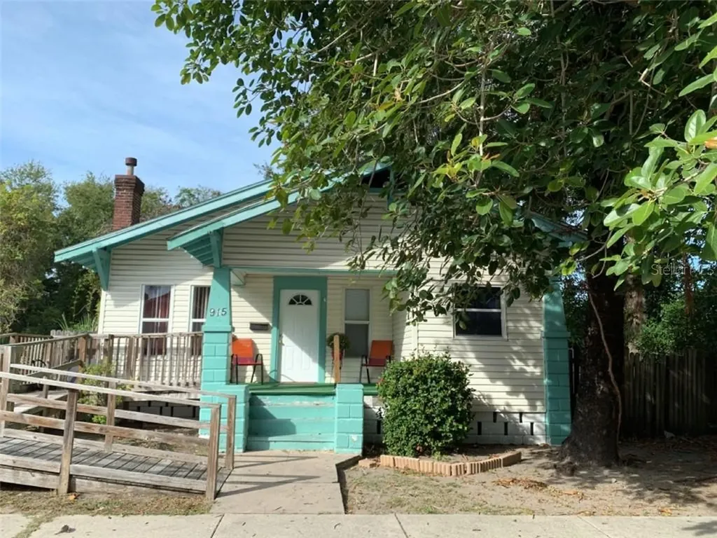 915 12th Street S St Petersburg FL 33705