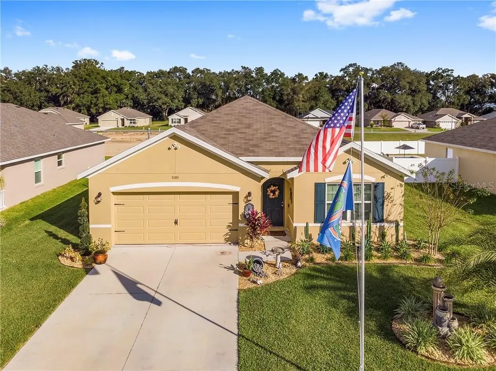 9789 Pepper Tree Trail Wildwood FL 34785