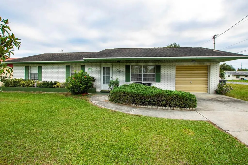 163 Jackson Street Lake Wales FL 33859