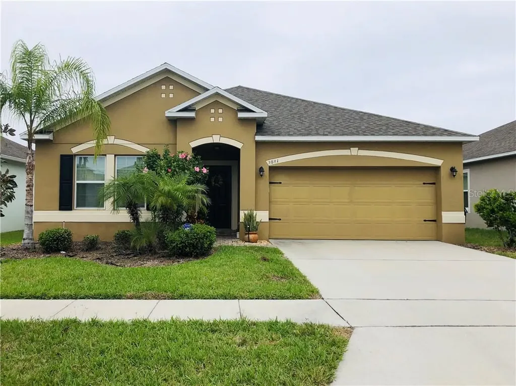 2881 Moonstone Bend Kissimmee FL 34758