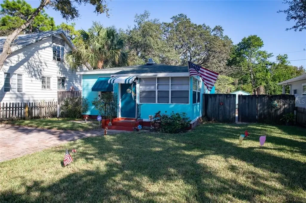 3033 21st Street N St Petersburg FL 33713