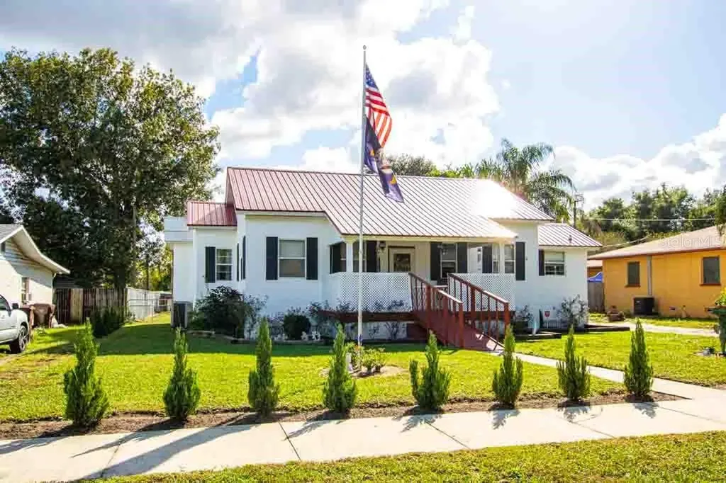 412 E Seminole Avenue Lake Wales FL 33853