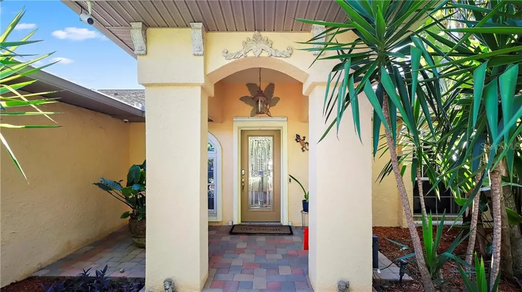 4171 Whiting Drive SE St Petersburg FL 33705