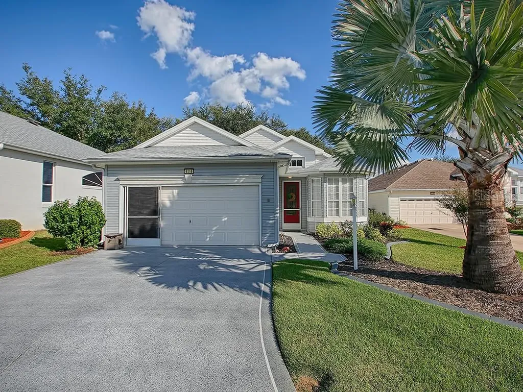 6218 Sailboat Avenue Tavares FL 32778