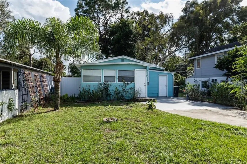 2700 27th Avenue N St Petersburg FL 33713
