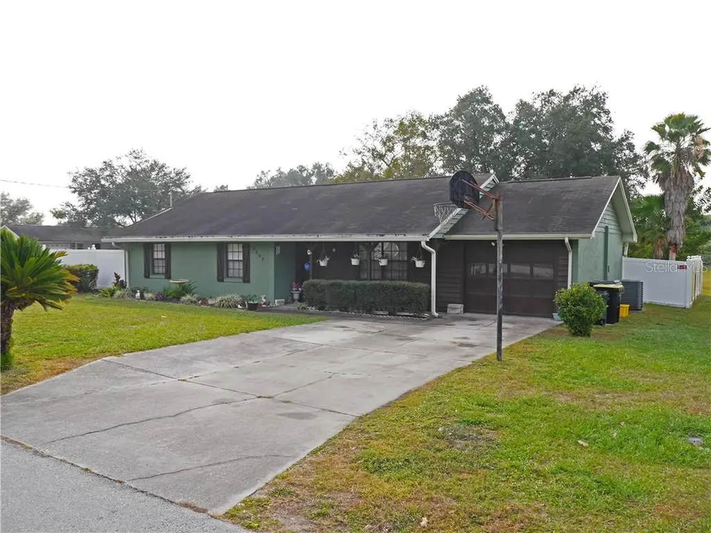 6327 Sunny Way Lakeland FL 33813