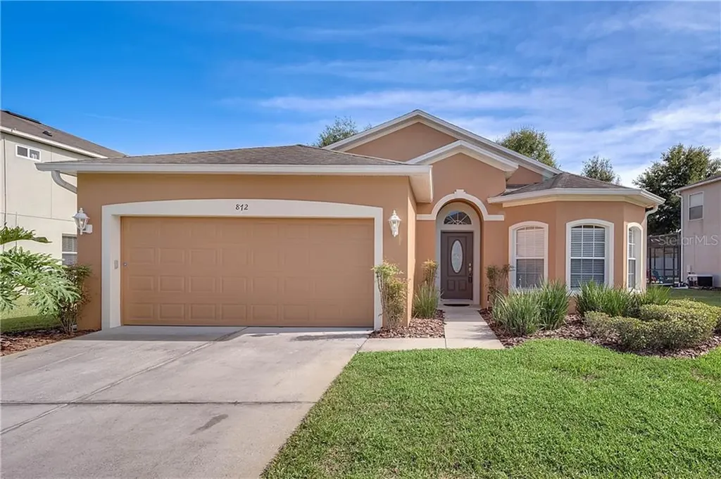 872 Sussex Drive Davenport FL 33896