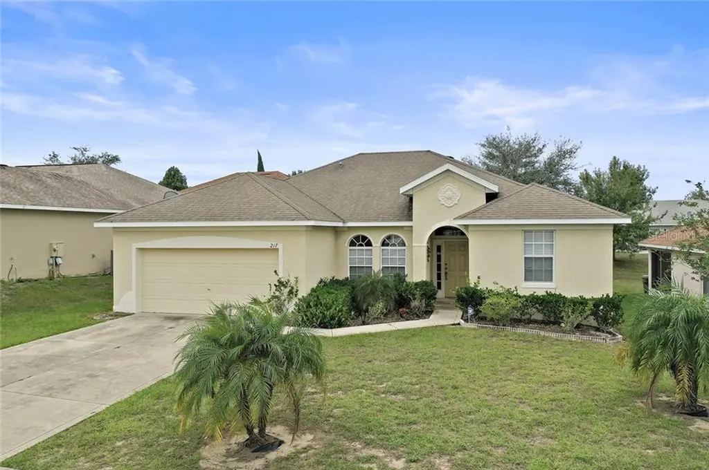217 Round Man Street Leesburg FL 34748