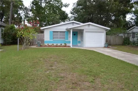 4329 Queen Street N St Petersburg FL 33714