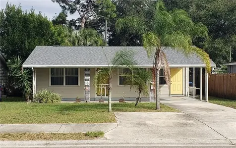 2421 80th Street N St Petersburg FL 33710