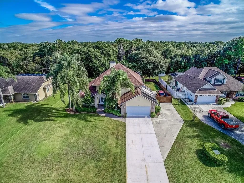 907 133rd Street E Bradenton FL 34212