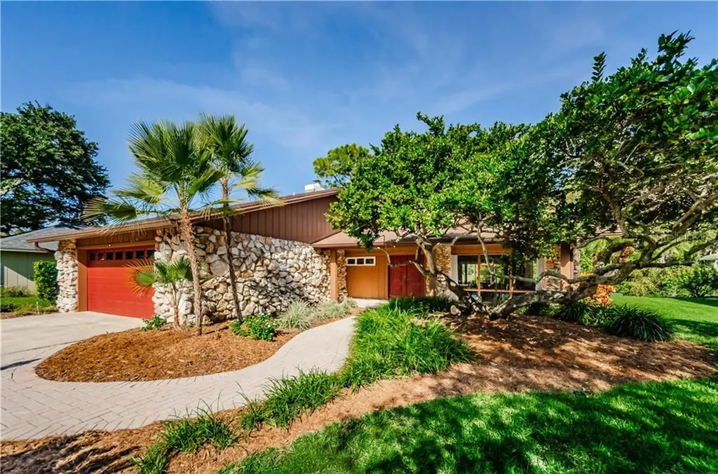 340 Cypress Creek Circle Oldsmar FL 34677