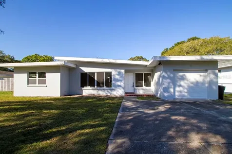 8 N Hercules Avenue Clearwater FL 33765