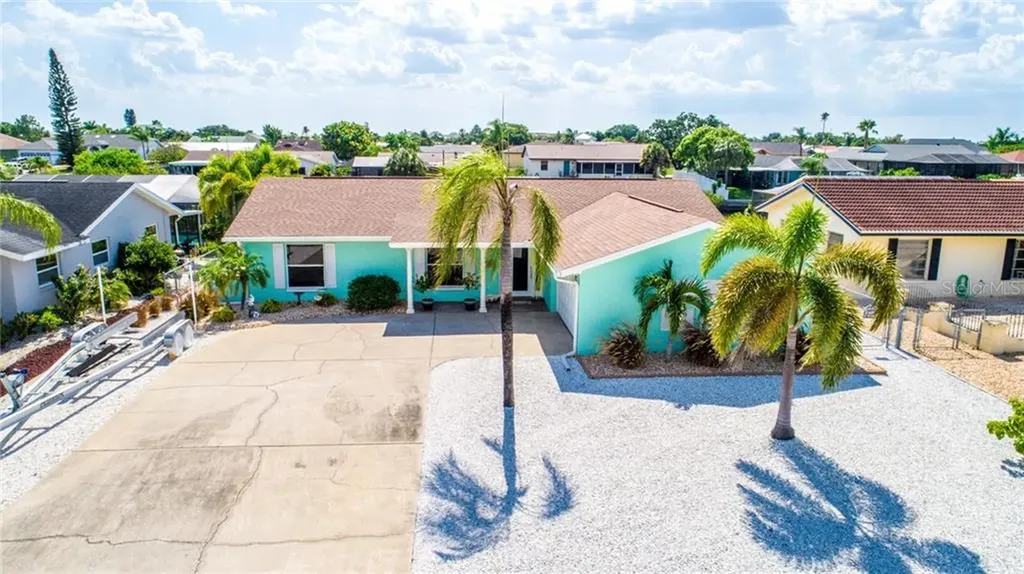 6522 Senegal Palm Way Apollo Beach FL 33572