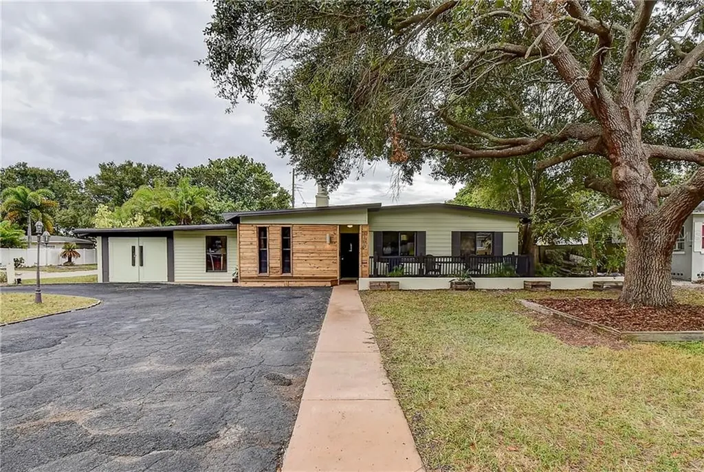 4100 30th Avenue N St Petersburg FL 33713
