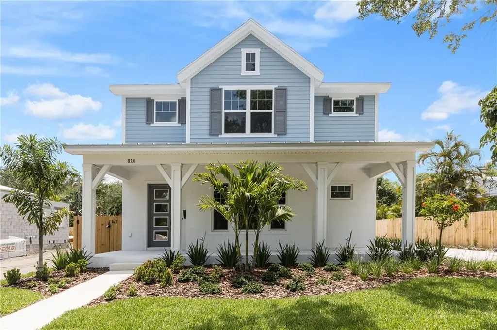 810 36th Avenue N St Petersburg FL 33704