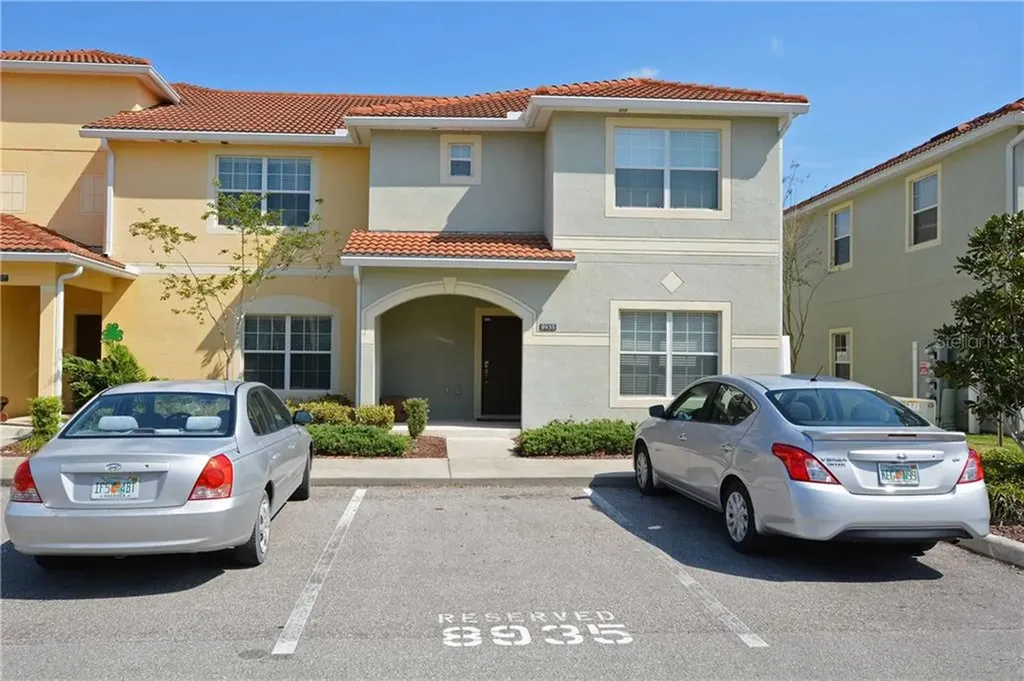 8935 Bismarck Palm Road Kissimmee FL 34747