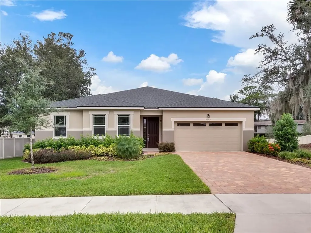 2309 Oxmoor Drive Deland FL 32724