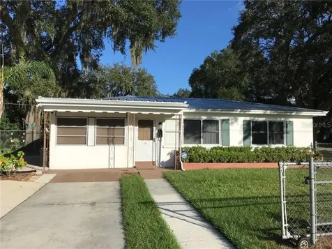 1114 N Maryland Avenue Plant City FL 33563