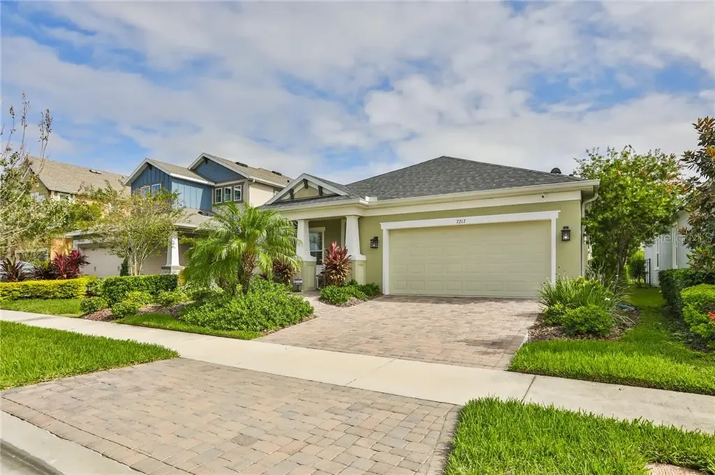7217 Meeting House Lane Apollo Beach FL 33572