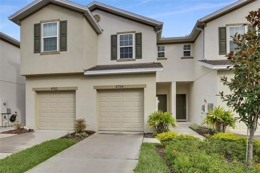 4754 White Sanderling Court Tampa FL 33619