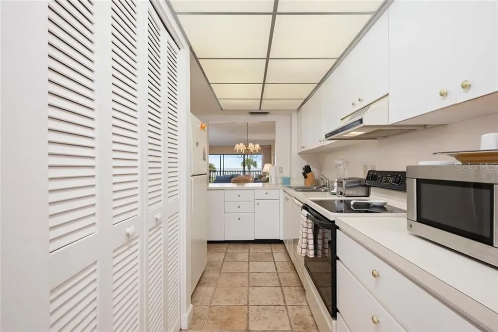 5393 Gulf Of Mexico Drive Longboat Key FL 34228