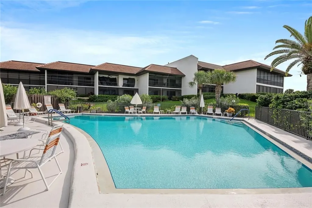 5393 Gulf Of Mexico Drive Longboat Key FL 34228
