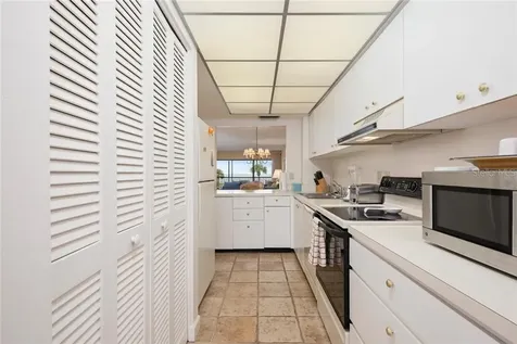 5393 Gulf Of Mexico Drive Longboat Key FL 34228