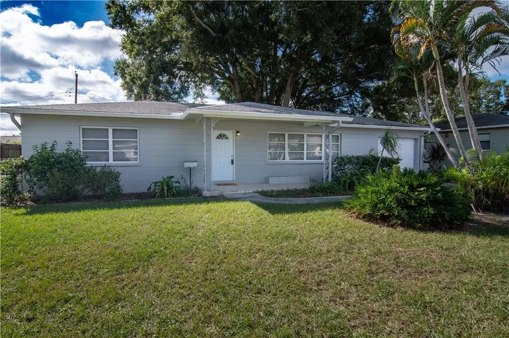 3930 25th Avenue N St Petersburg FL 33713