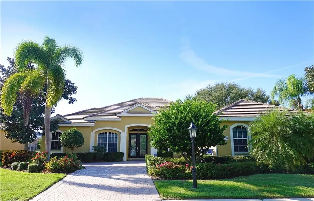 7598 Trillium Boulevard Sarasota FL 34241