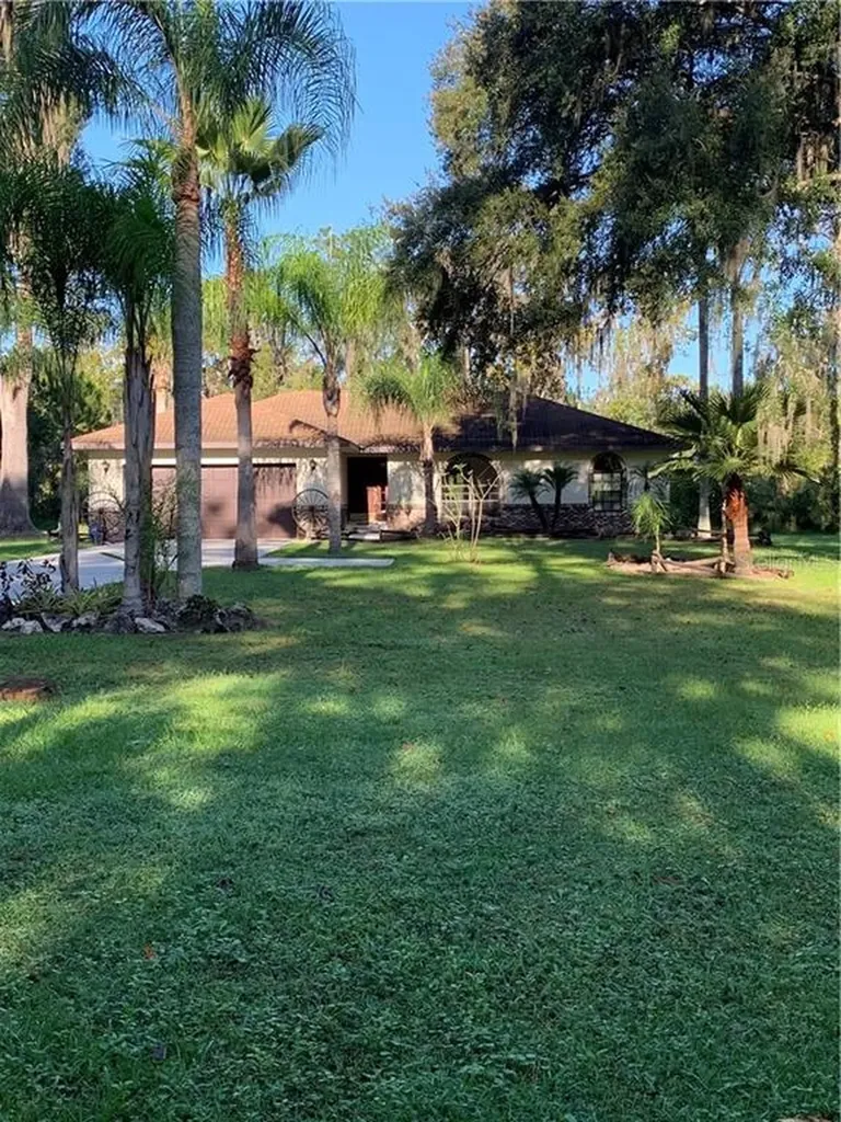 8636 Oakwood Drive Lakeland FL 33810