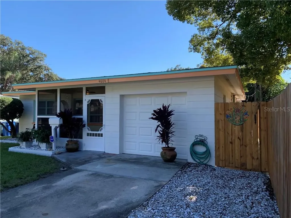 4684 Yarmouth Avenue S St Petersburg FL 33711