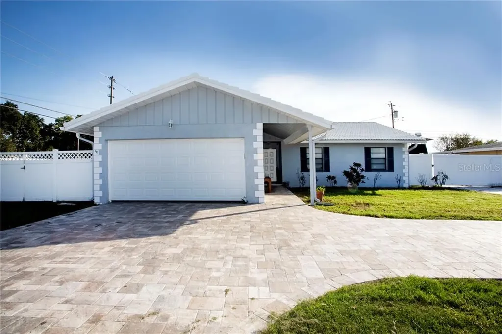 14004 102nd Avenue Largo FL 33774