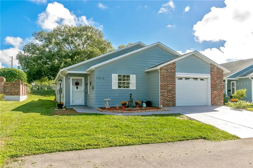 37415 Teaberry Loop Zephyrhills FL 33542