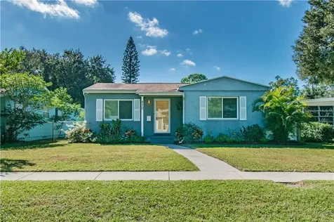 870 48th Avenue N St Petersburg FL 33703