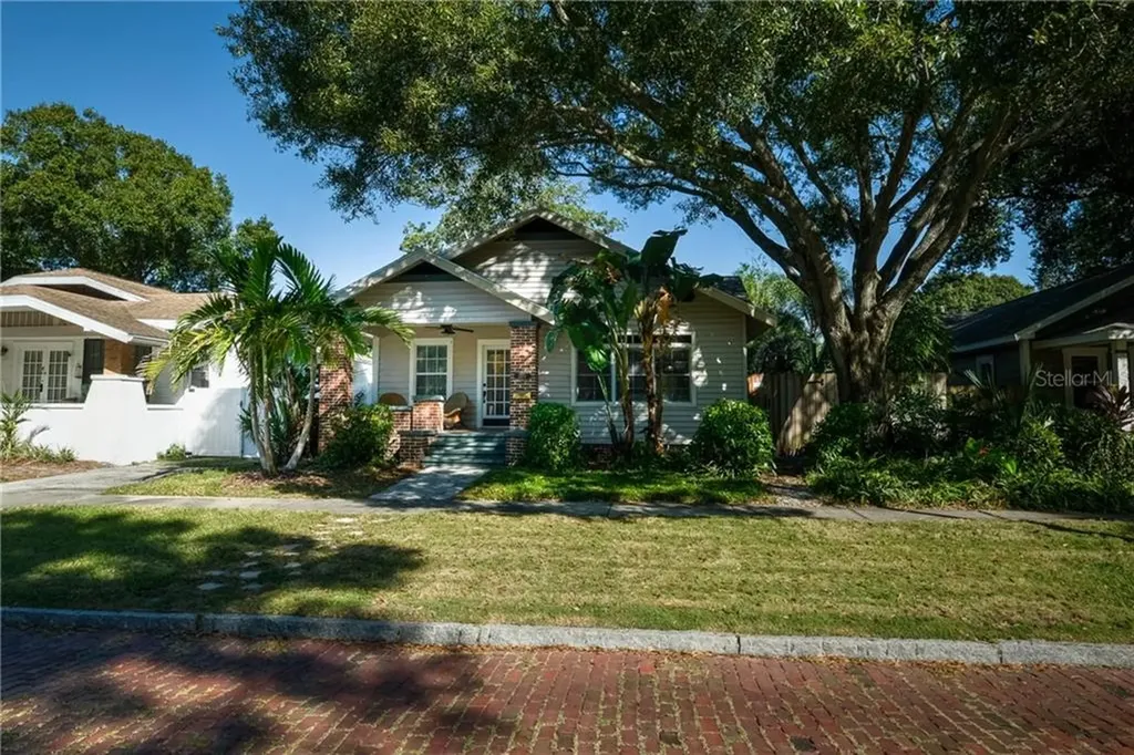 2555 2nd Avenue N St Petersburg FL 33713