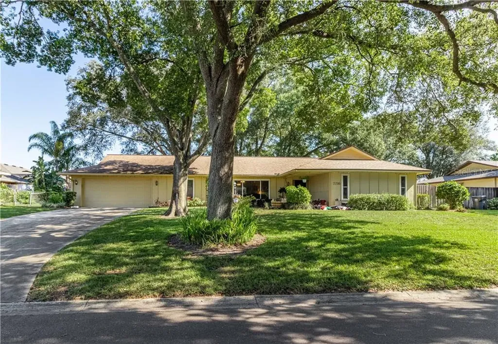 2216 Krista Lane Brandon FL 33511
