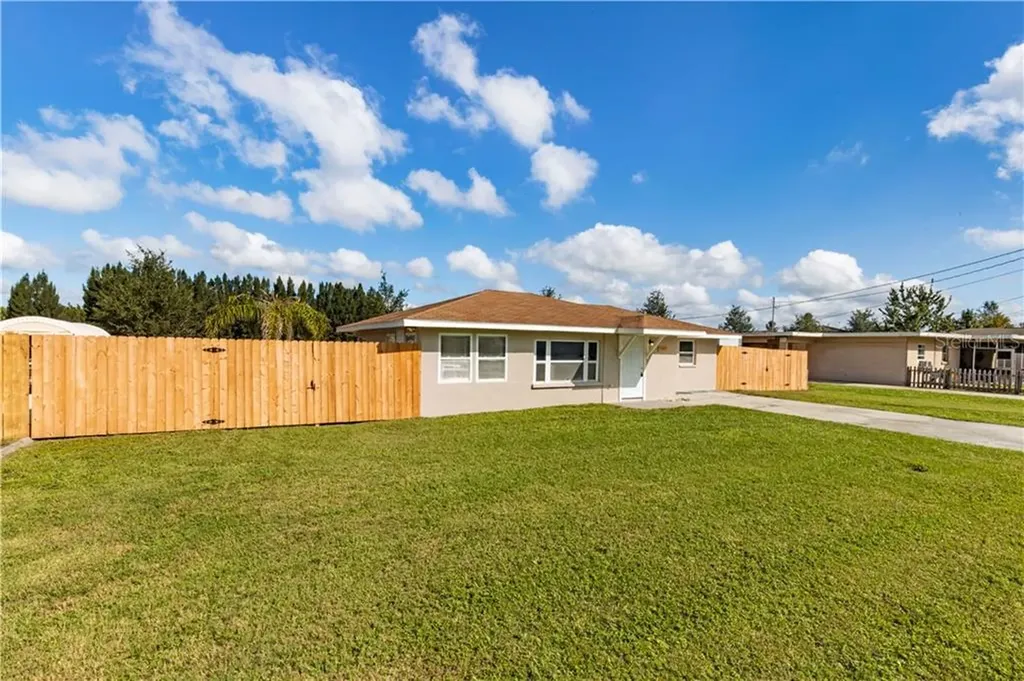 1503 54th Avenue Drive W Bradenton FL 34207