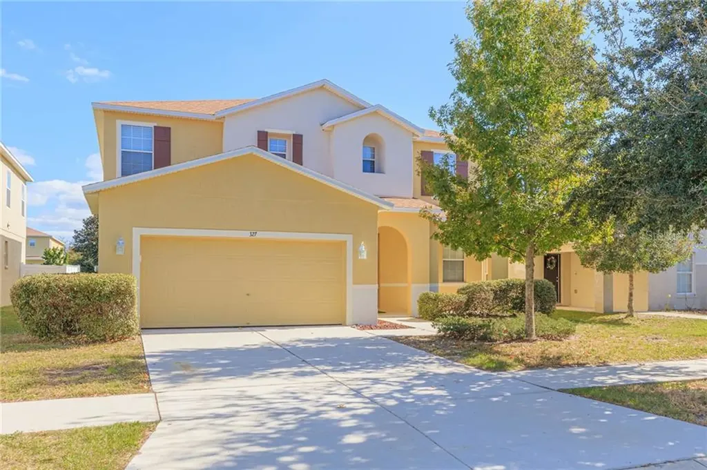 327 Crichton Street Ruskin FL 33570