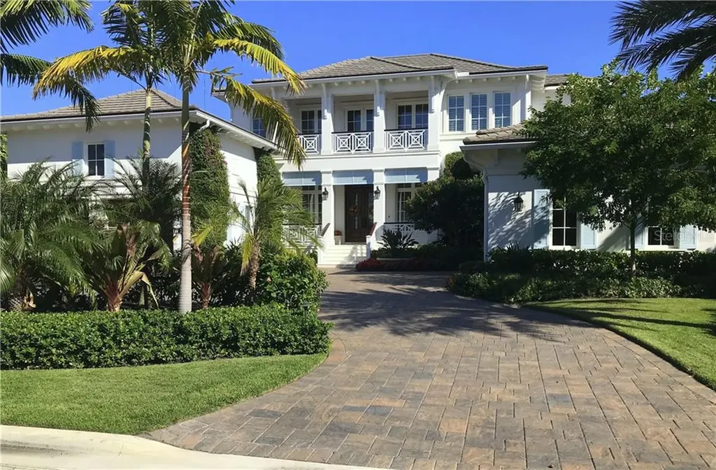 347 W Royal Flamingo Drive Sarasota FL 34236