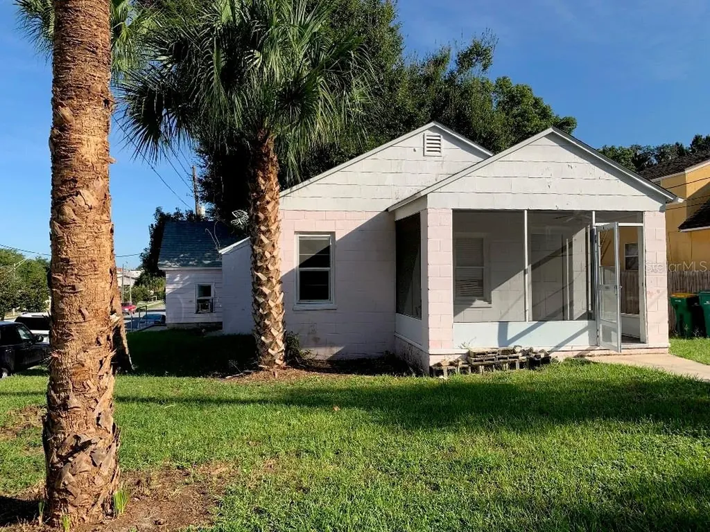 103 E Lemon Avenue Eustis FL 32726