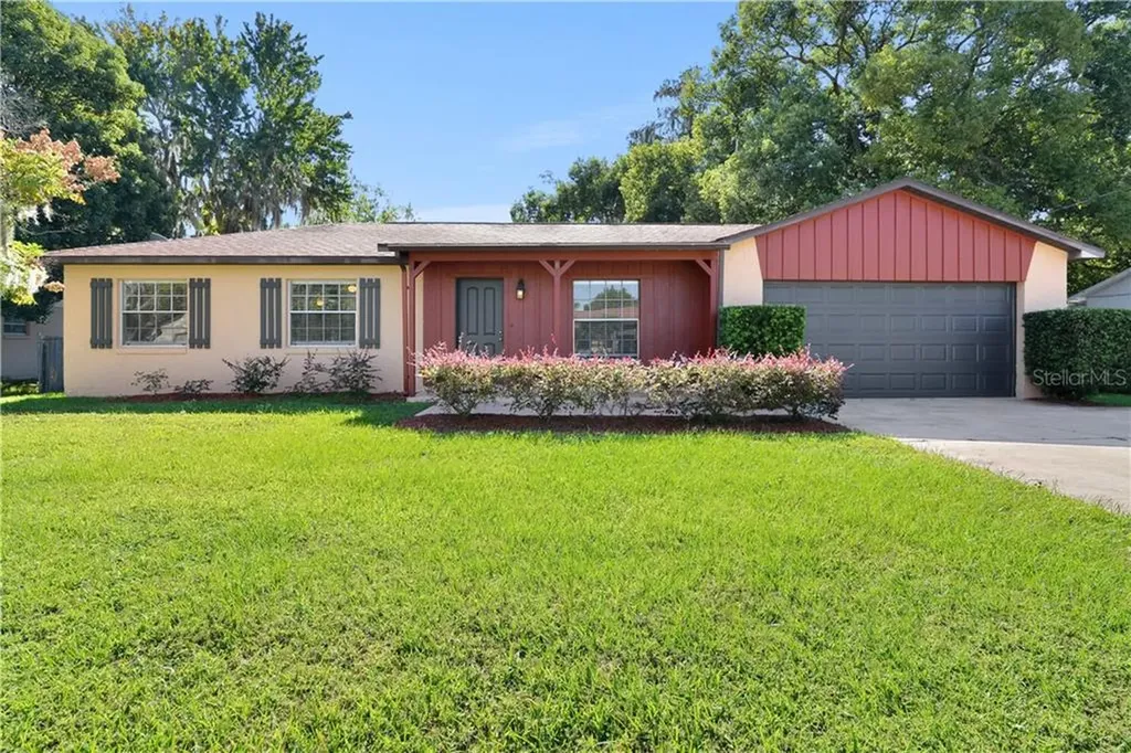 1726 W Acres Drive Saint Cloud FL 34769