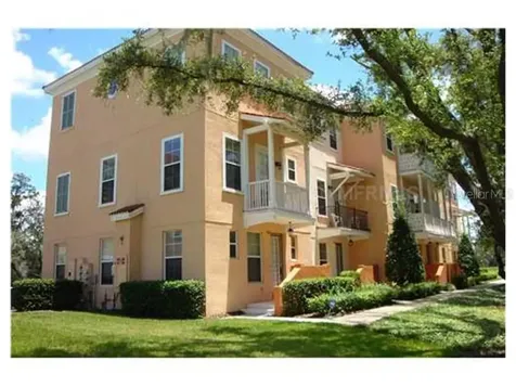 954 Sombra Street Tampa FL 33619