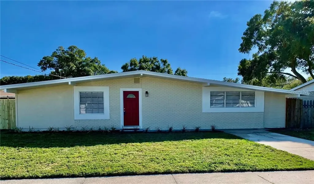 4420 W Bay Avenue Tampa FL 33616