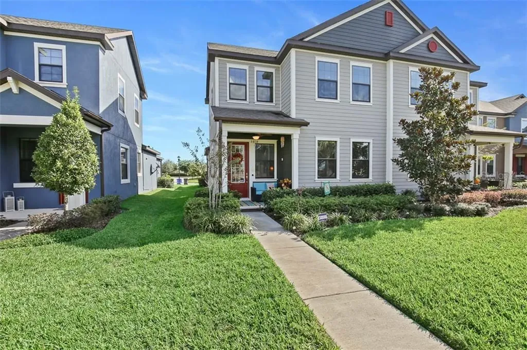 5818 Village Center Drive Lithia FL 33547