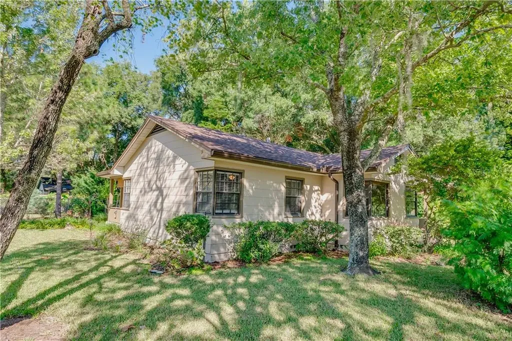 1043 Josephine Street Lakeland FL 33815