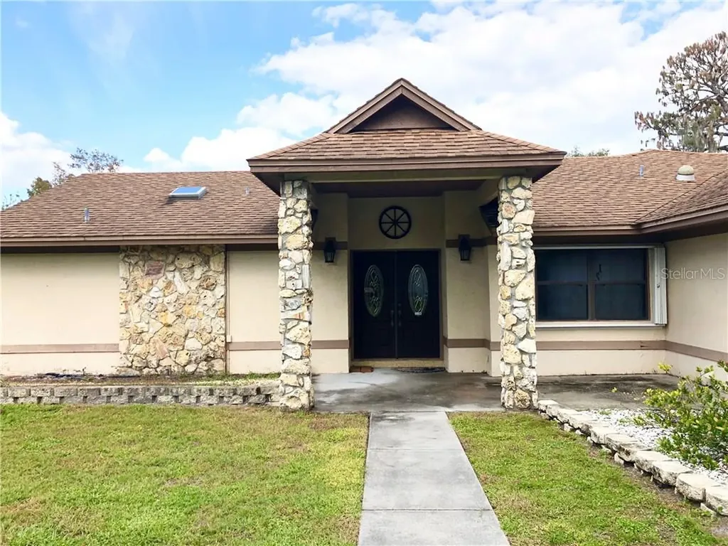 1759 Kings Point Boulevard Kissimmee FL 34744