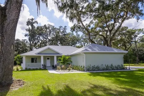 2122 67th Street Court E Bradenton FL 34208