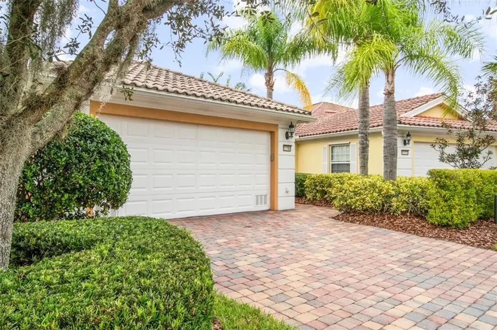 11780 Astilbe Drive Orlando FL 32827